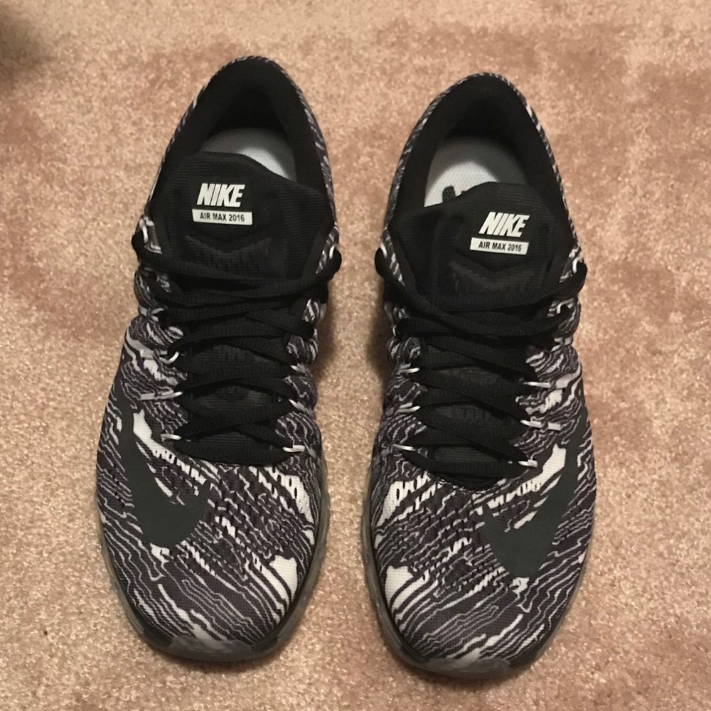 Nike air max